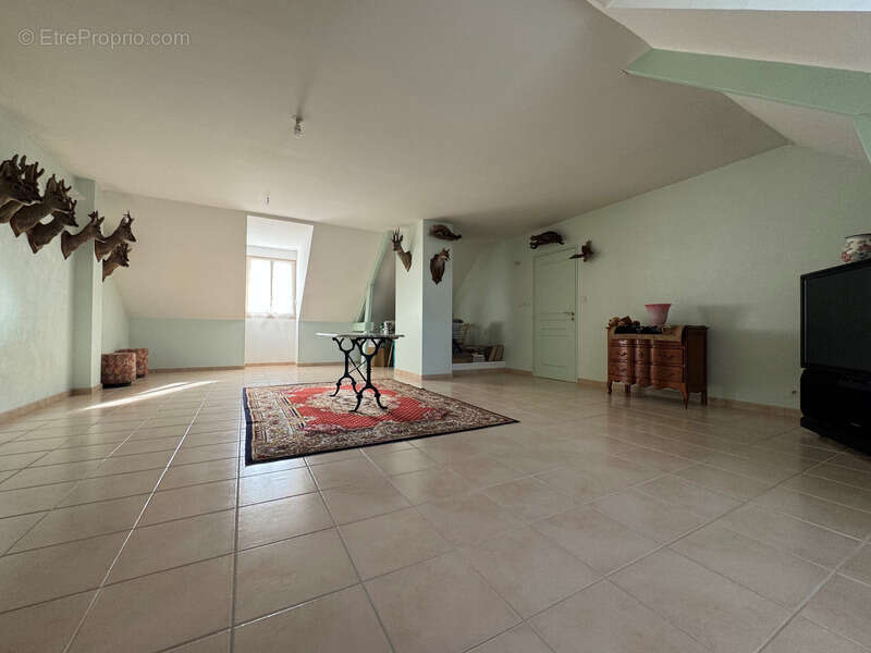 Dpt Maine et Loire (49), à vendre proche d' ANGERS maison P9  Vie de plain pied - photo 20