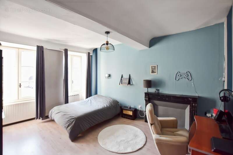 Maison ancienne de 201 m2 avec terrain, à COUCHES (71) - photo 14