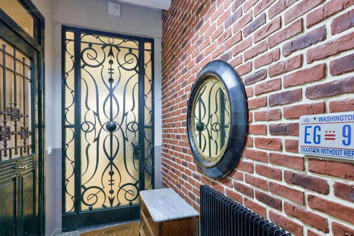 Appartement à PARIS-20E