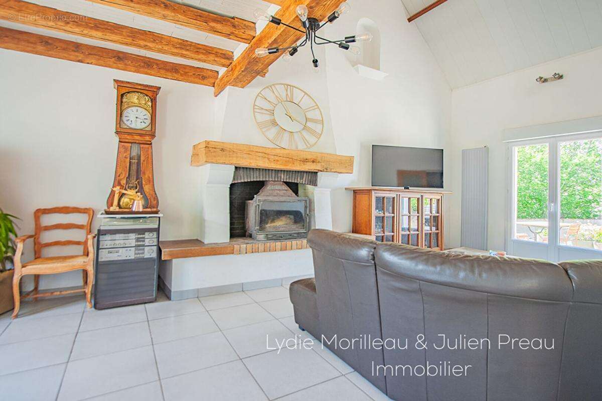 Maison de caractère - Rezé - 6 pièces - Double Garage - photo 6