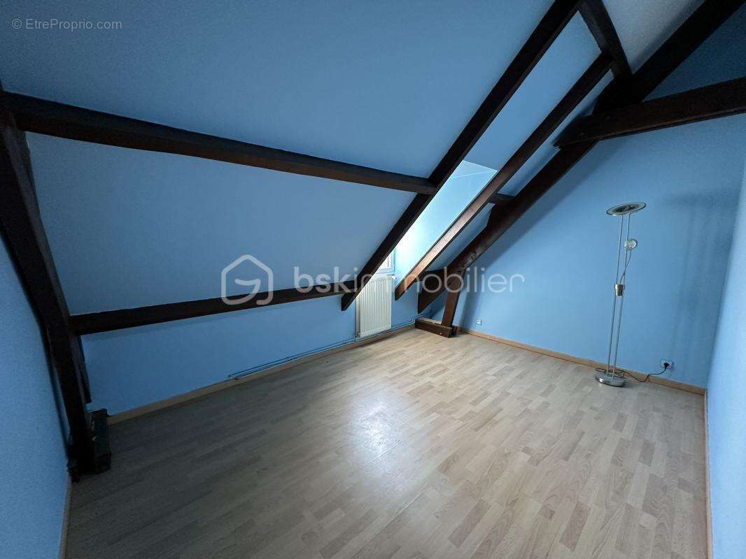 Maison à LA CHAPELLE-GAUTHIER