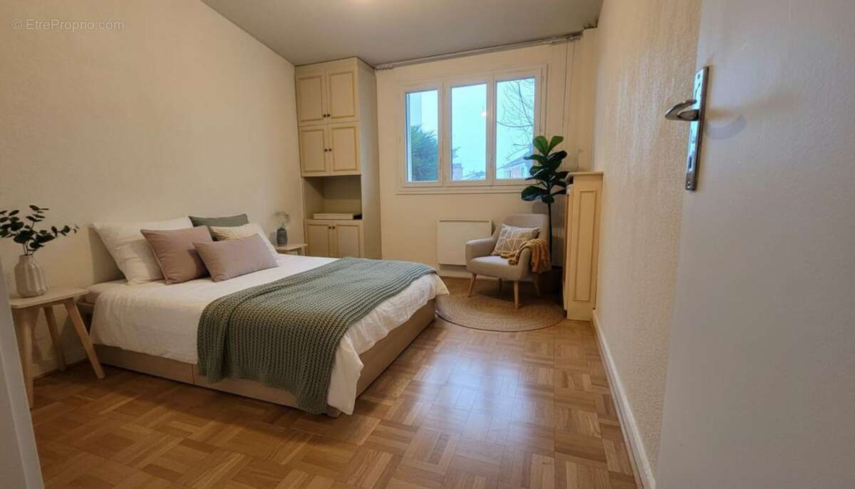 Appartement à FONTENAY-SOUS-BOIS