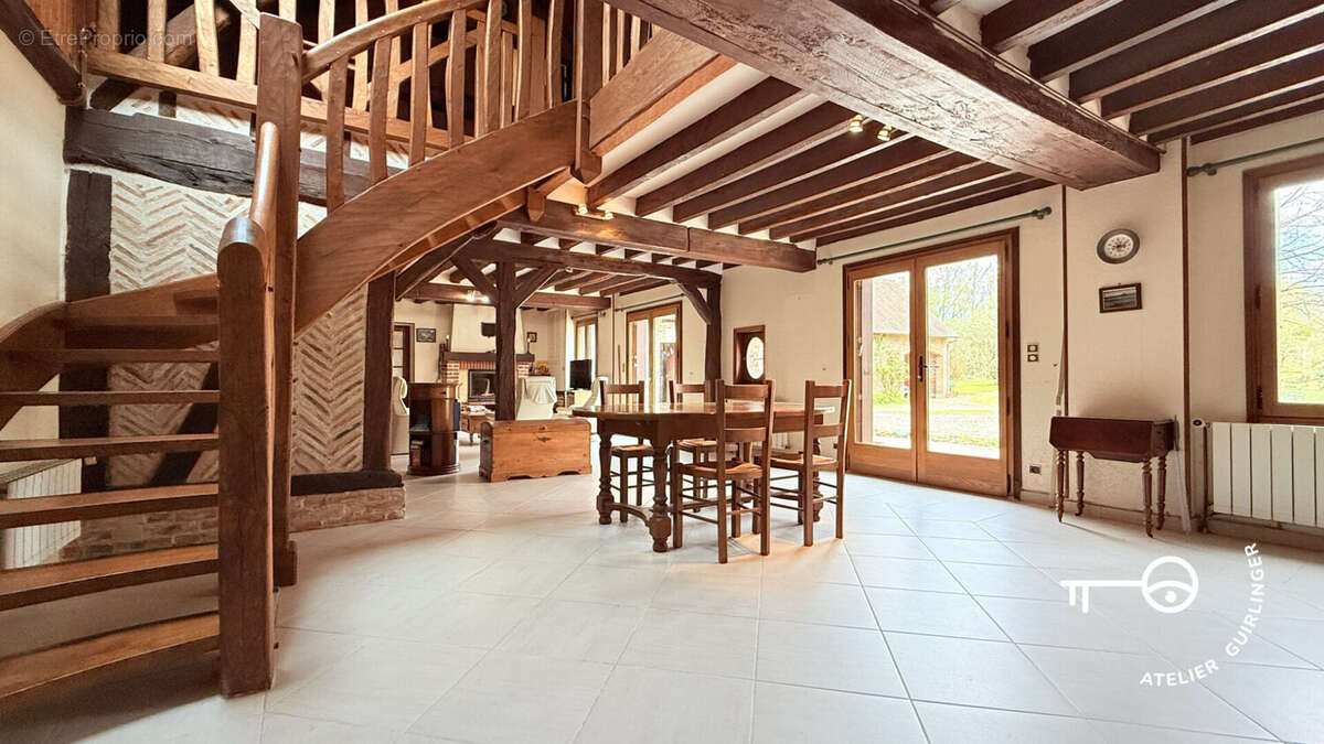 Maison à MONTRIEUX-EN-SOLOGNE