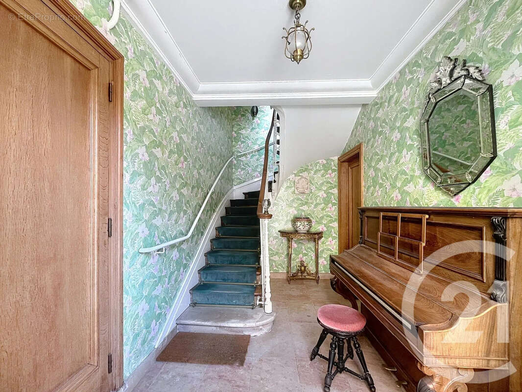 Maison à SAINT-MARTIN-D'ABLOIS