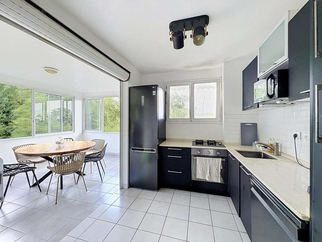 Photo 2 - Appartement à SCHOELCHER