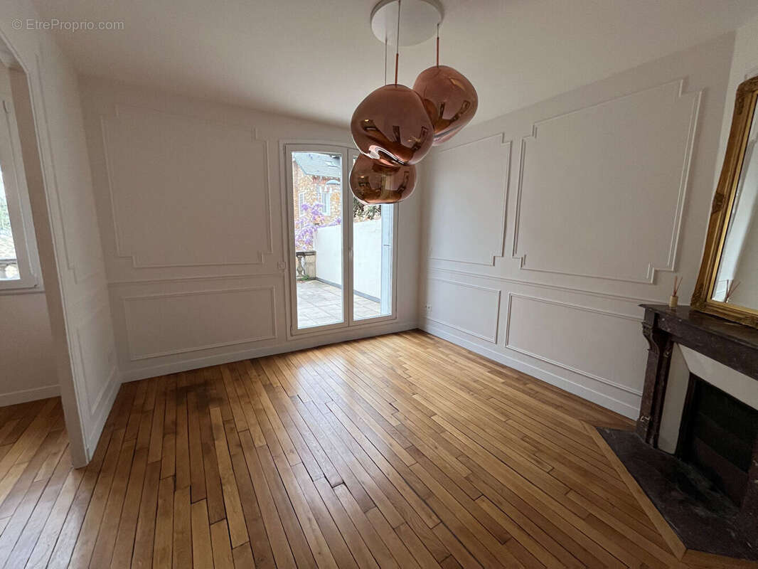 Appartement à CHAVILLE