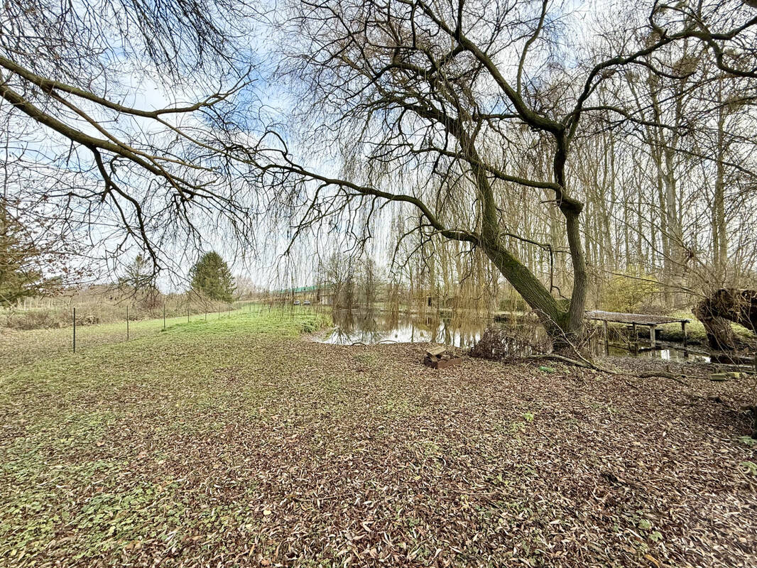 Terrain à VOYENNES