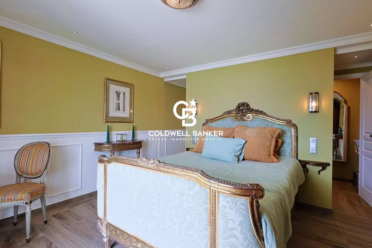 Confort, vue & authenticité et seulement 25 minutes de ST TROPEZ - photo 60