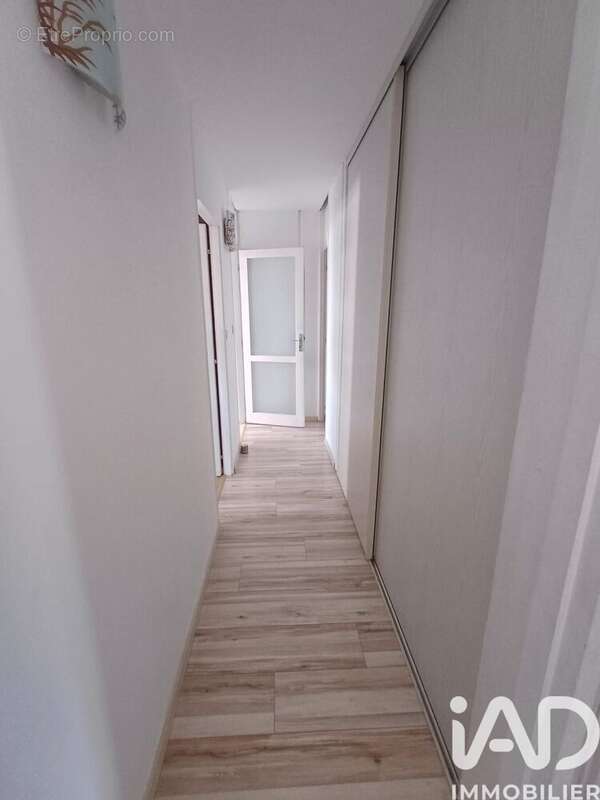 Appartement 66 m² à La Valette-Du-Var  - photo 4
