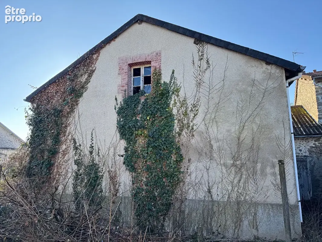 Maison à rénover à 5 minutes de Bessines - photo 2