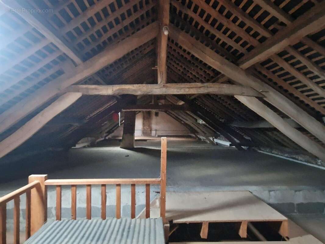 Maison à ILLIERS-L&#039;EVEQUE