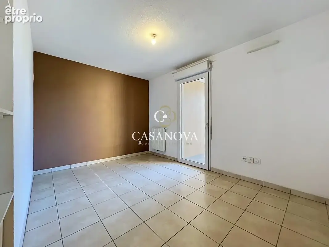 T2 à vendre à Castelnau-le-Lez avec terrasse de 17 m² et box fermé - photo 4