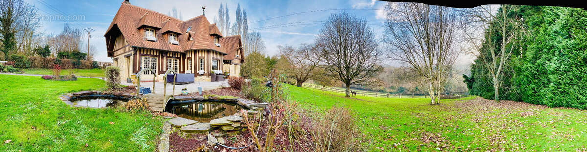 Maison à PONT-L'EVEQUE