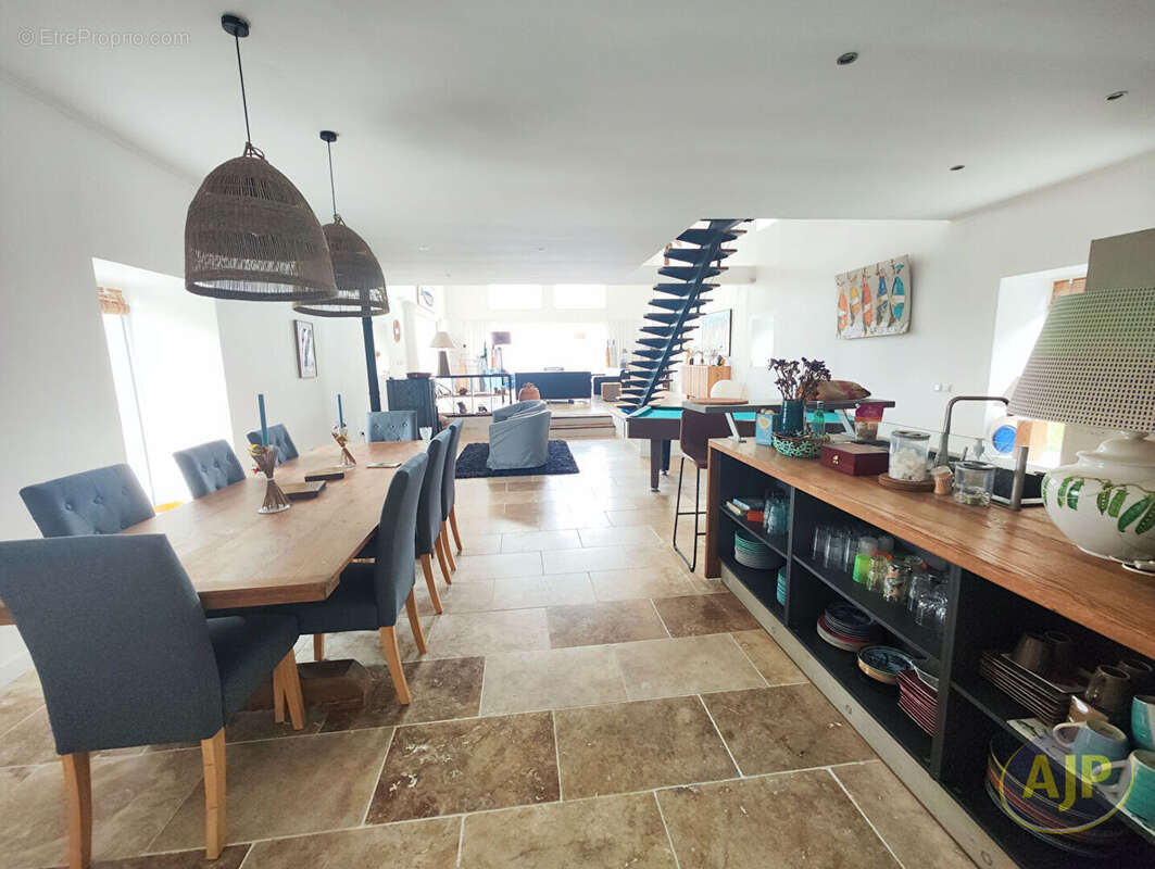 Maison à SAINT-MICHEL-EN-L&#039;HERM