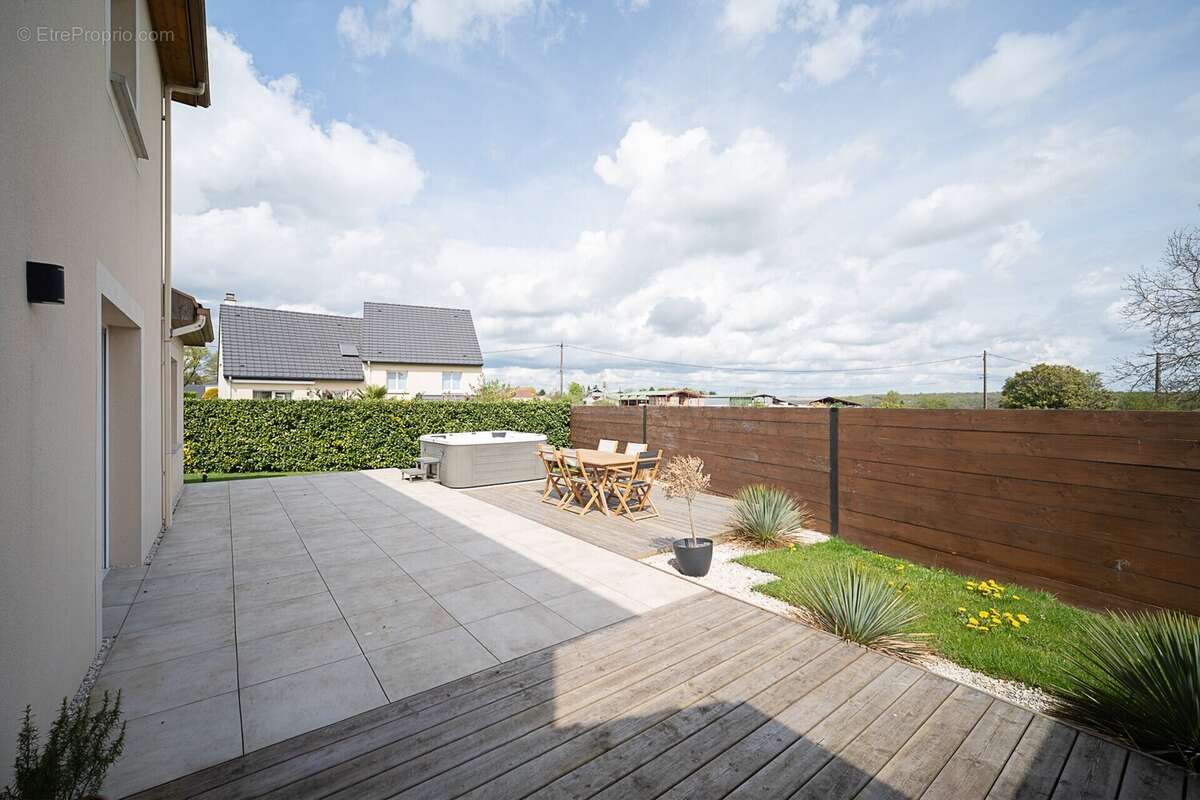 Maison 148 m² à Velaine-En-Haye  - photo 7