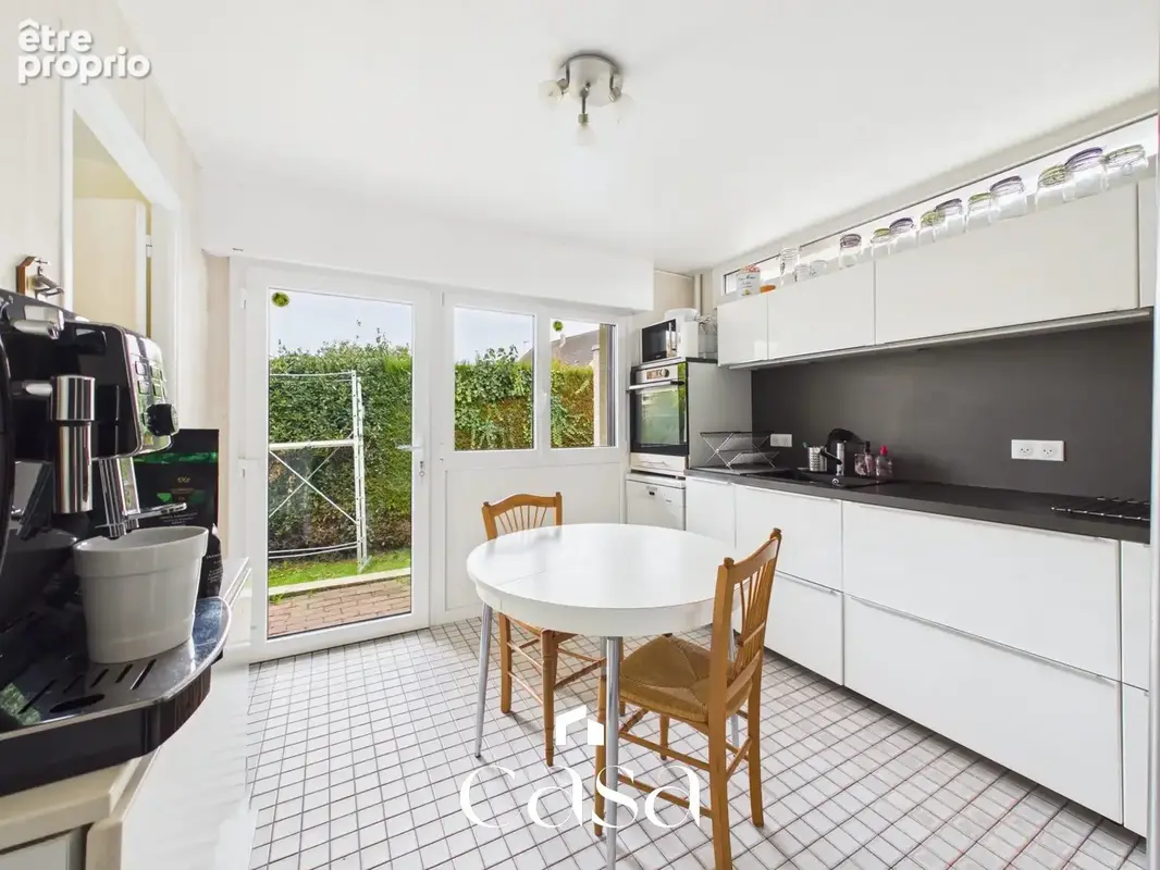 Maison 8 pièces 170 m² à vendre à Fontenay-Le-Marmion (14320) - photo 9