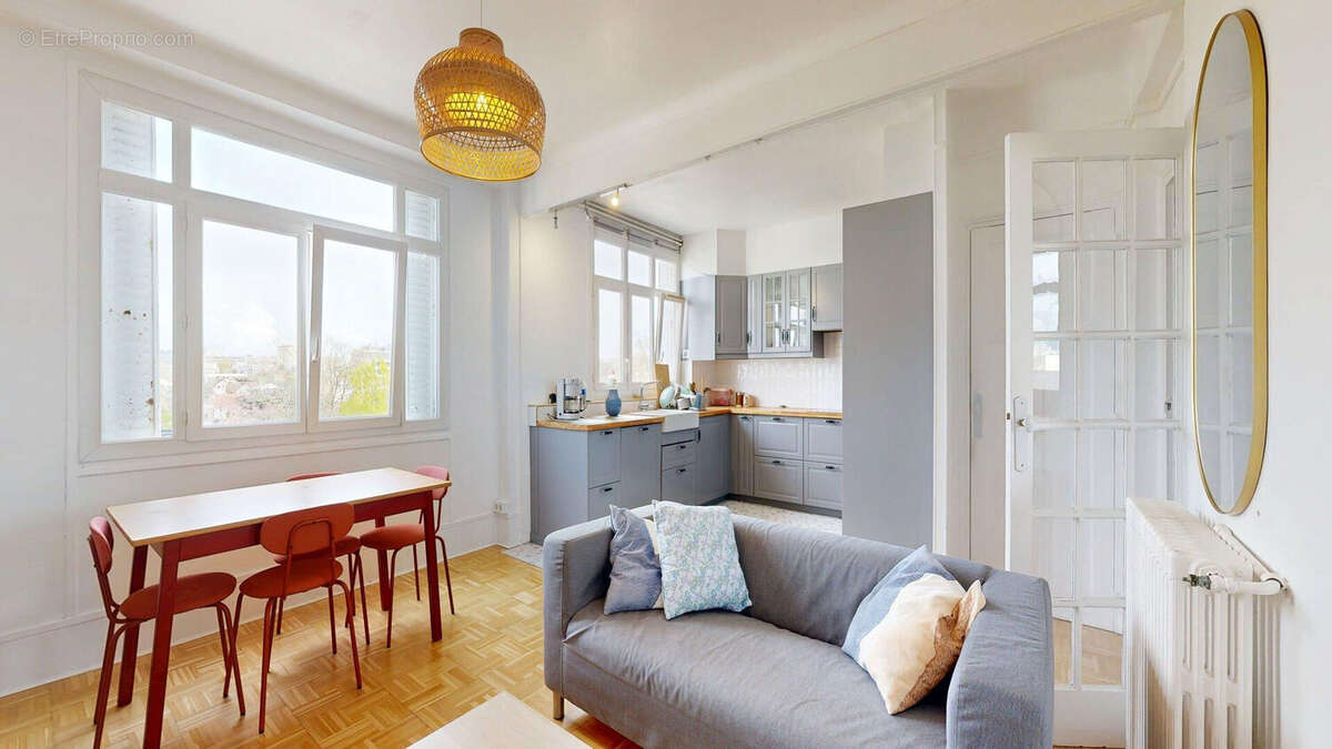 Appartement à NANTERRE