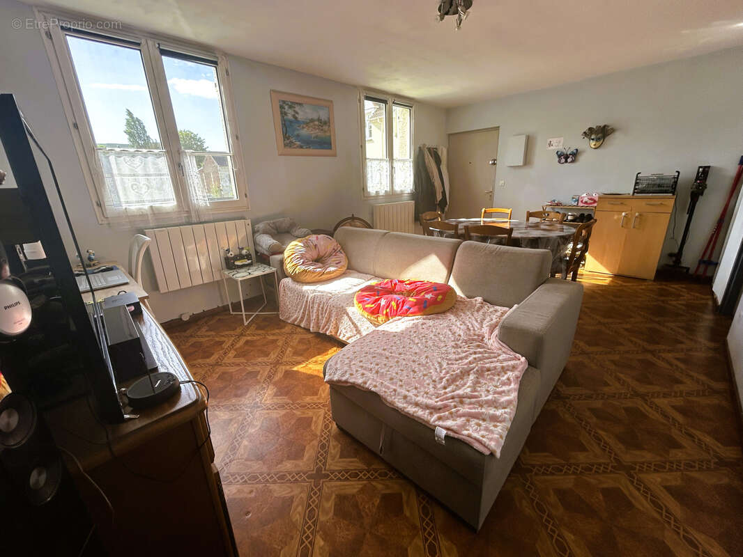 Appartement à PONT-SAINTE-MAXENCE