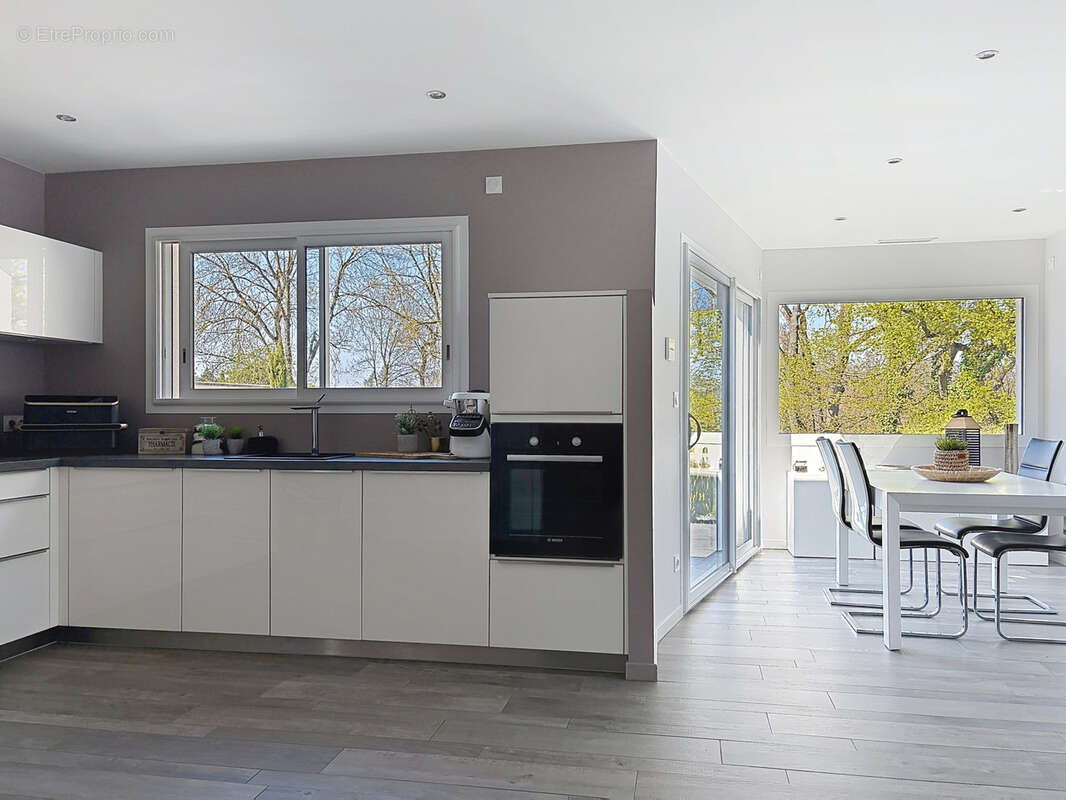 Maison à FRANCHEVILLE