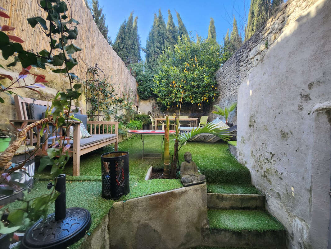 Maison à UZES