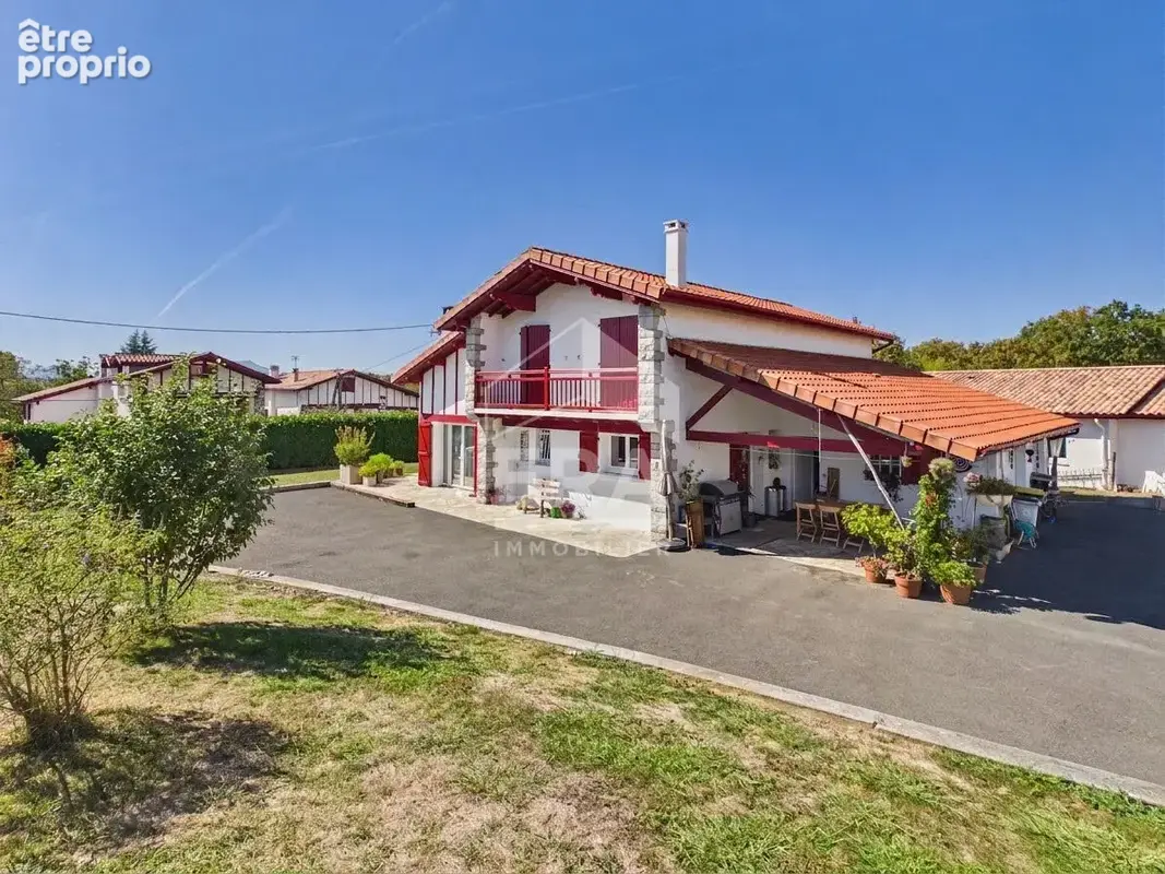 Halsou - Vente Maison - Splendide maison basque rénovée - photo 10