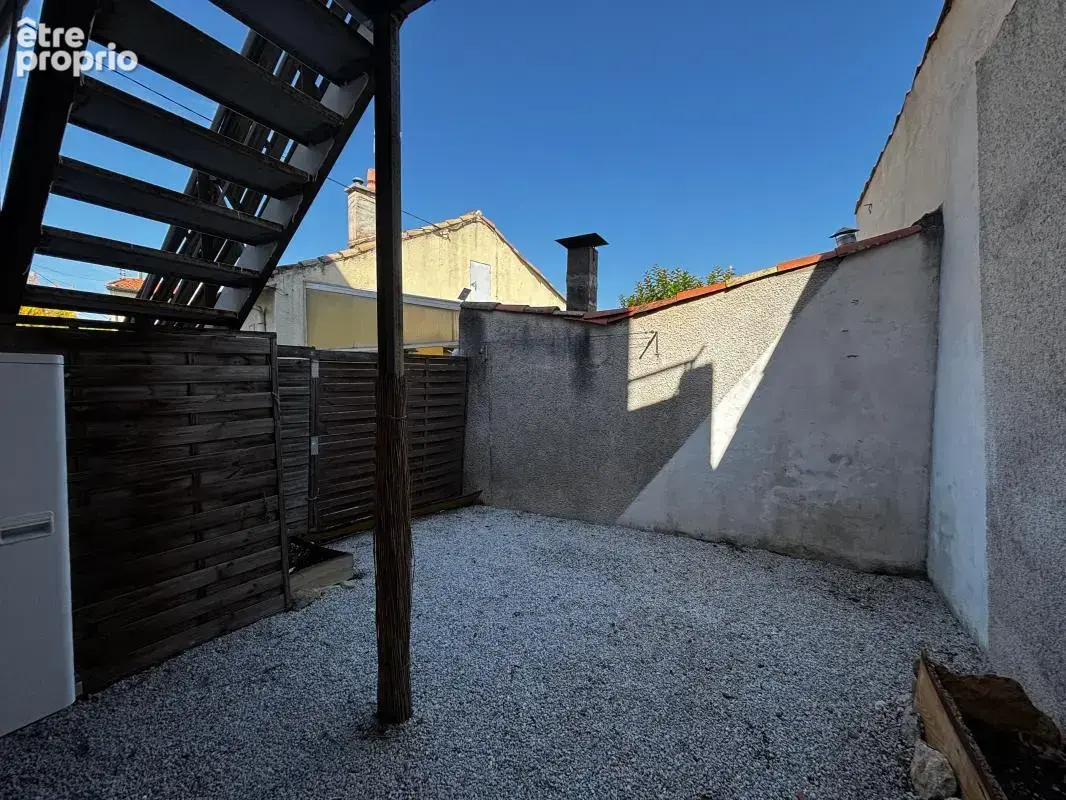 Duplex 3 chambres avec cour et garage - photo 6