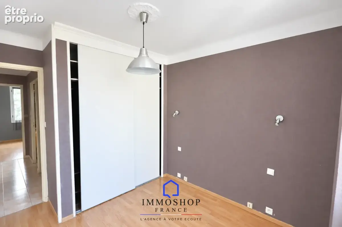 Appartement T3 57m2 - 13004 Marseille - photo 5