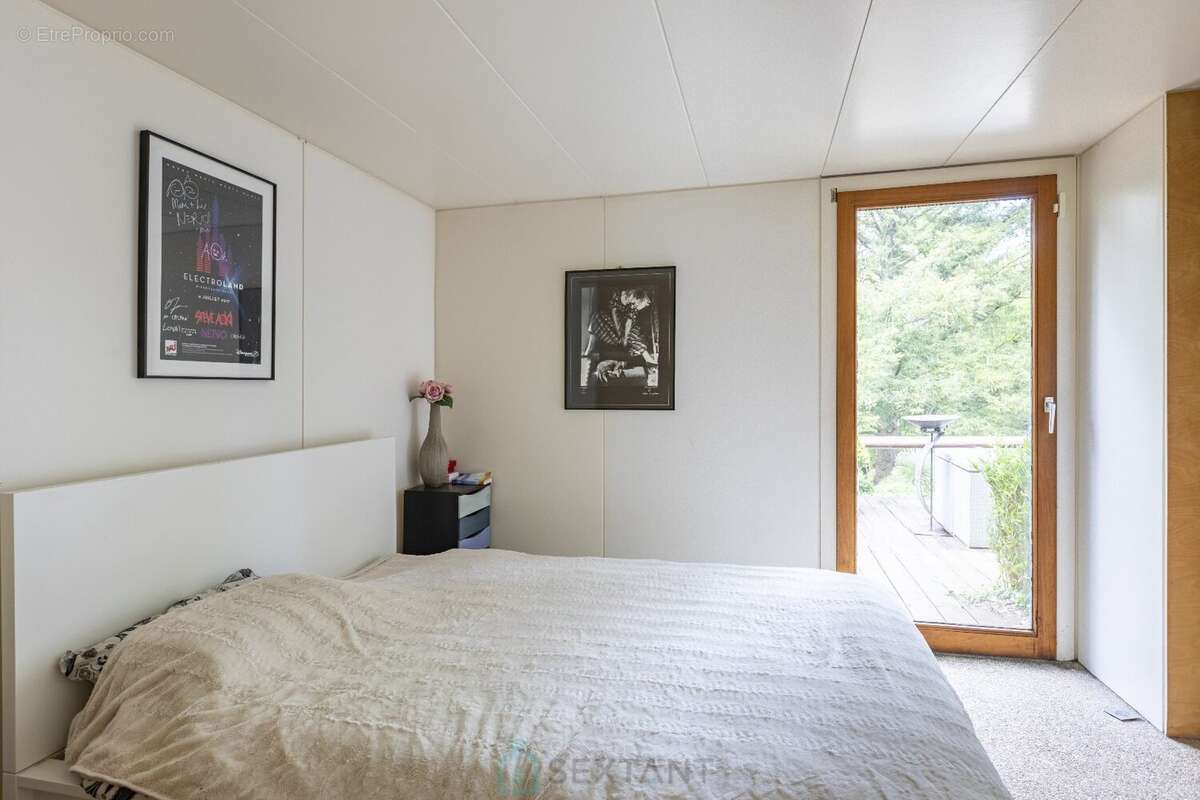 Maison à LA CELLE-SUR-MORIN