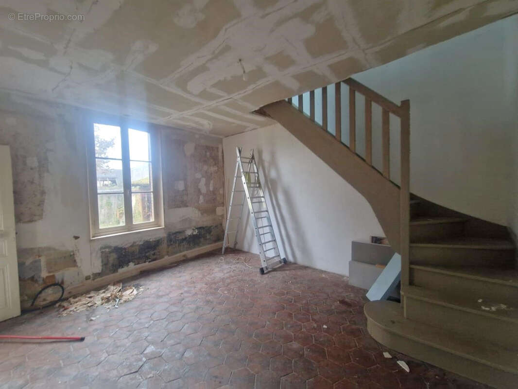 Maison à NONANCOURT