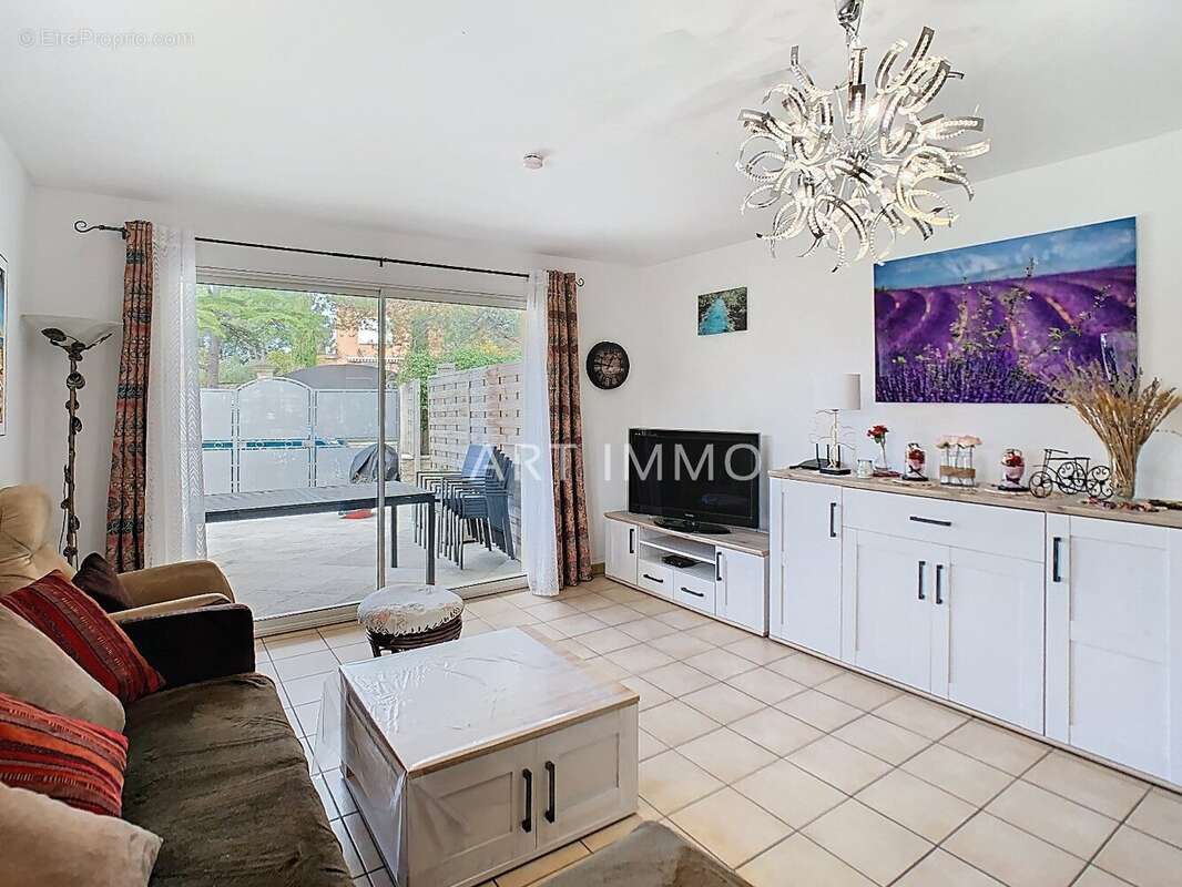 Maison à L&#039;ISLE-SUR-LA-SORGUE