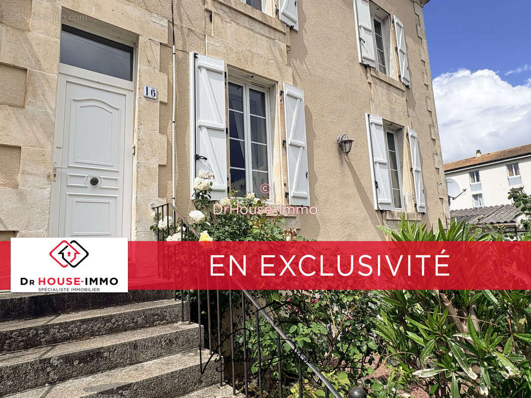 Maison à FONTENAY-LE-COMTE