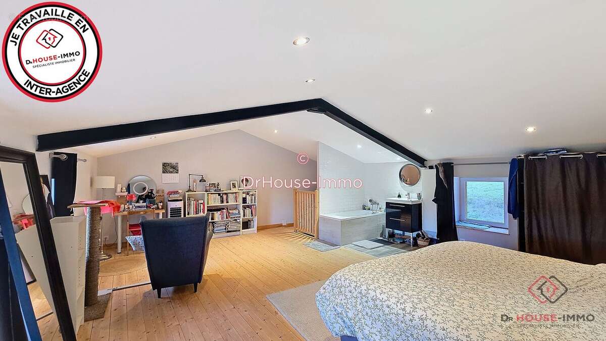 Maison à LA MOTHE-SAINT-HERAY