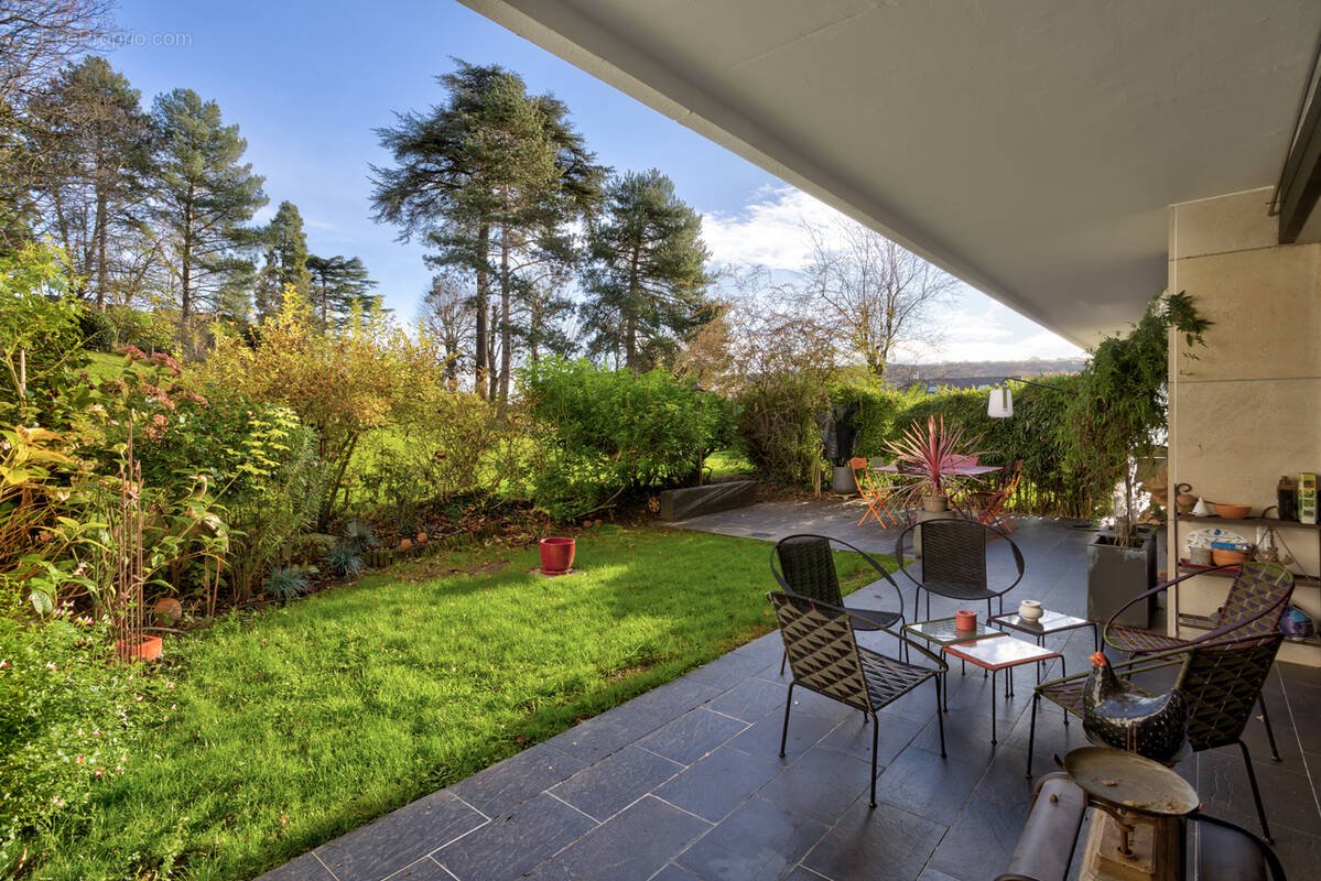 Appartement à SEVRES