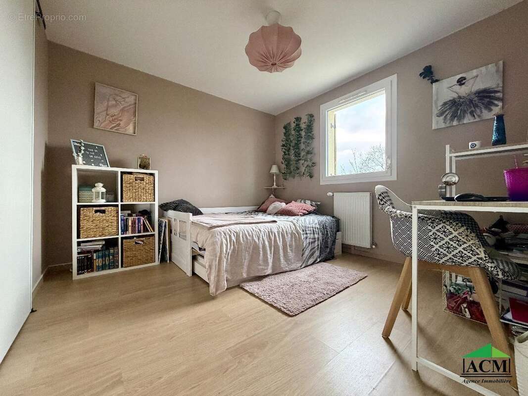 Maison à MERY-SUR-OISE