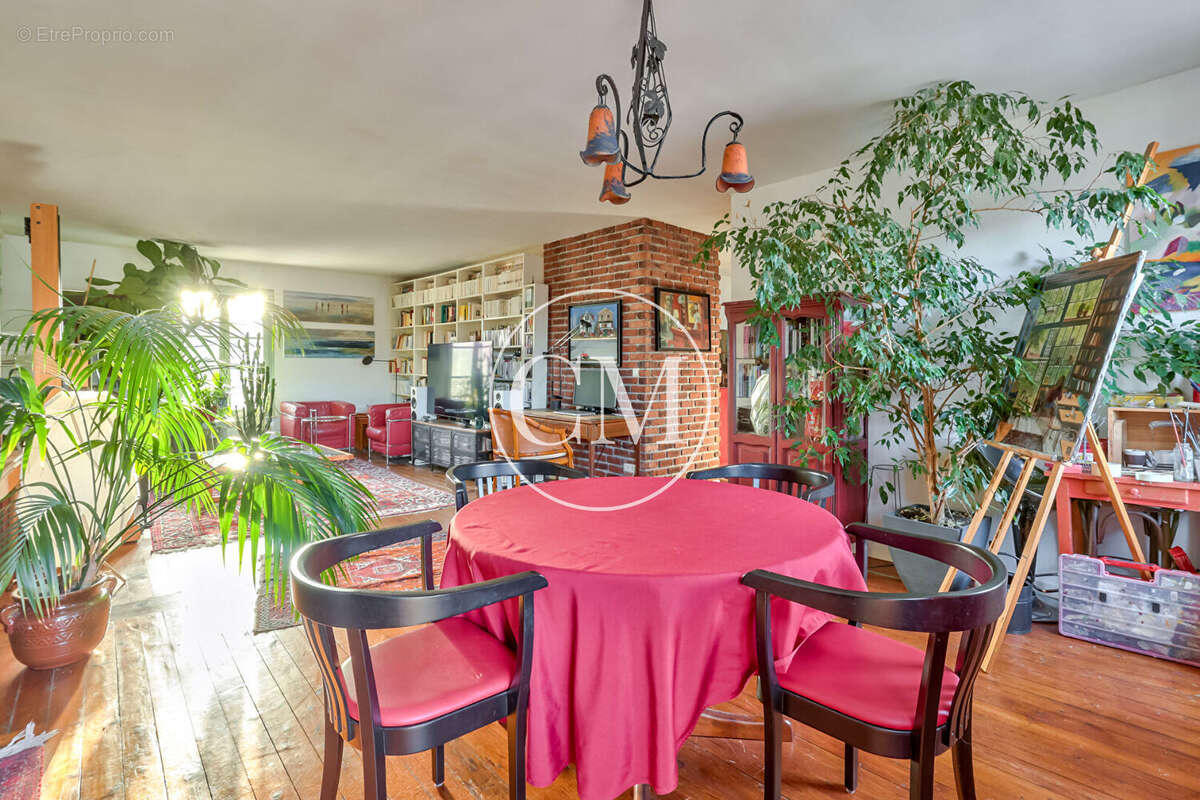 Appartement à VERSAILLES