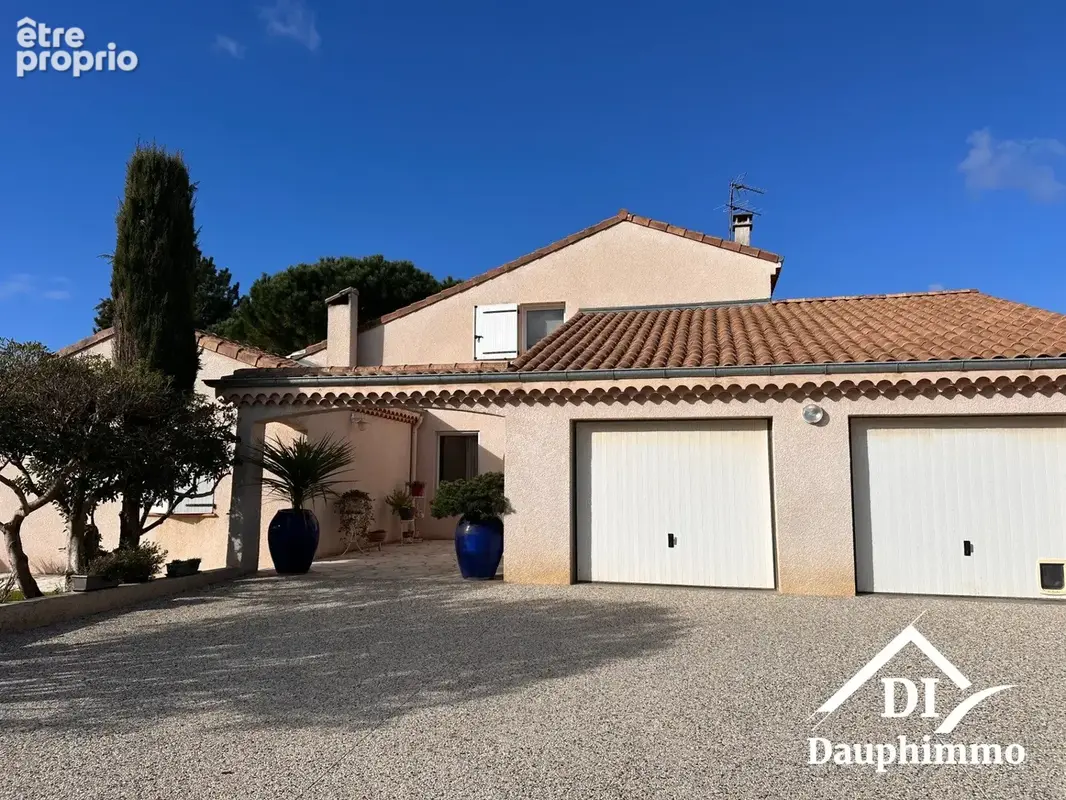 Maison 7 pièces 170 m² à vendre à Mours-Saint-Eusebe (26540) - photo 4