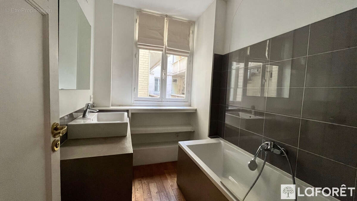 Appartement à BOULOGNE-BILLANCOURT