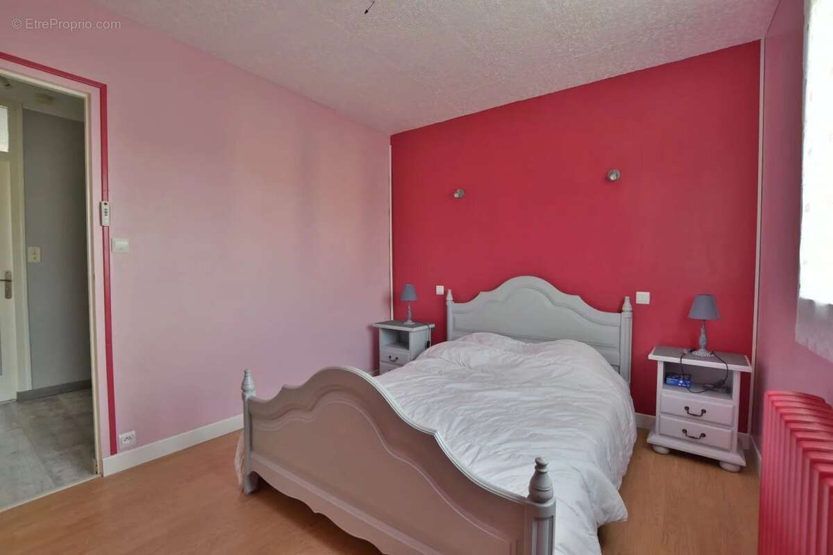 Maison à LA TESSOUALLE