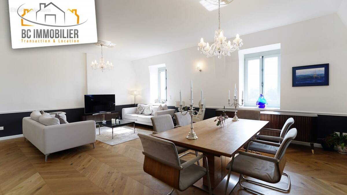 Appartement à CHEVRY