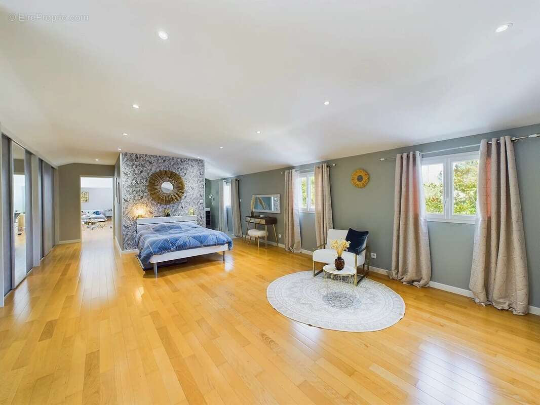 Magnifique propriété avec 2 gîtes, 2 piscines et vue imprenable - photo 9
