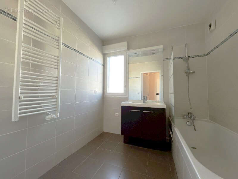 Appartement à QUINCY-SOUS-SENART