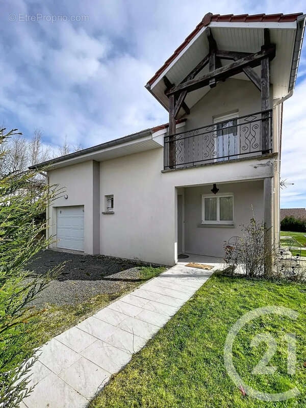 Maison à GOLBEY