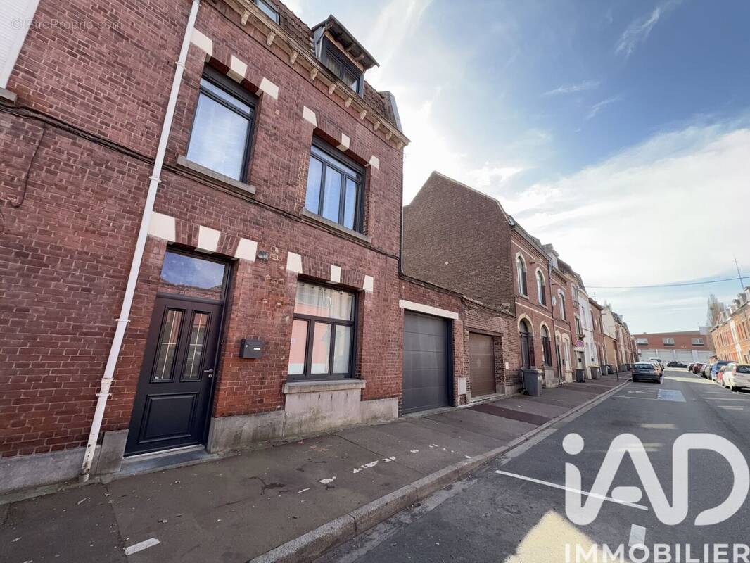 Photo 1 - Maison à ROUBAIX