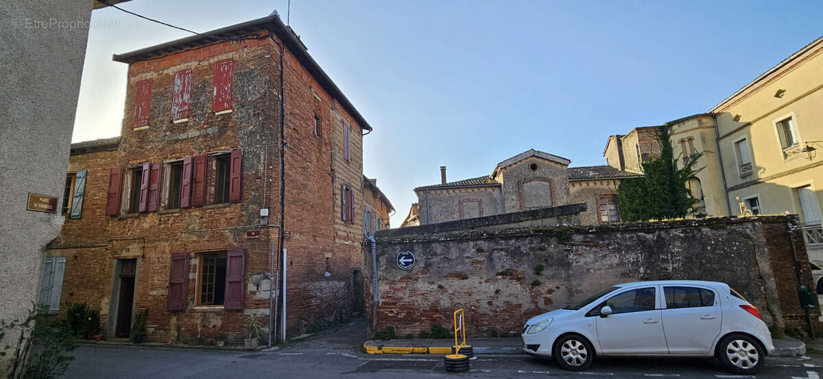 Maison à RABASTENS