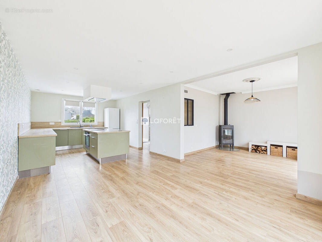 Maison à ERGUE-GABERIC