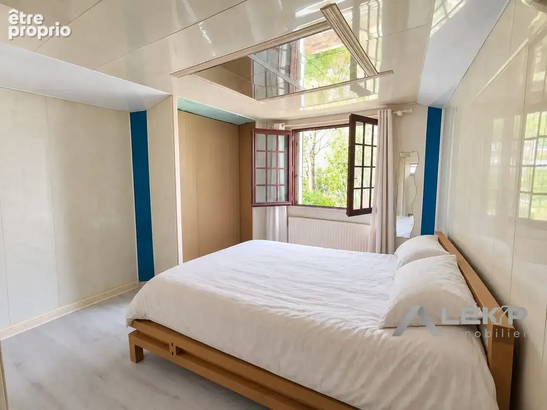 Appartement 340 m² à vendre à Nanterre (92000) - photo 2