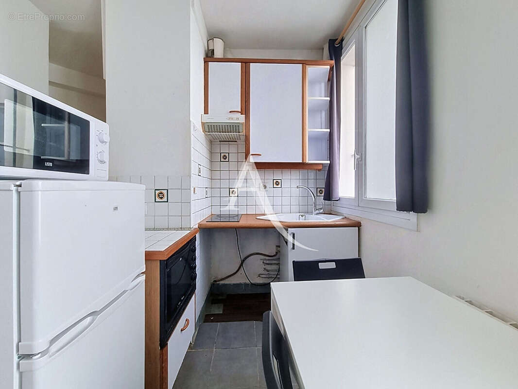 Appartement à PARIS-10E