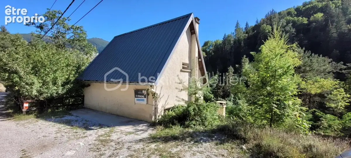 Villars-colmars – authentique maison de caractère avec 5 590 m² de terrain  - photo 4
