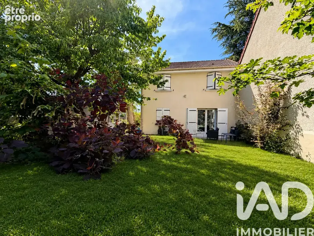 Photo 1 - Maison à BRY-SUR-MARNE