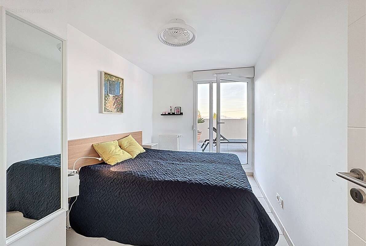 Appartement à VENCE
